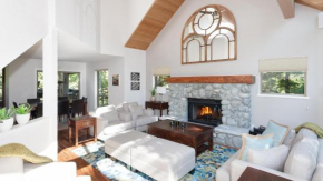 Snowgoose 14 | Inviting Townhome w/ Ski Access, Private Hot Tub, Parking x 2